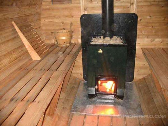 установка печи на деревянный пол